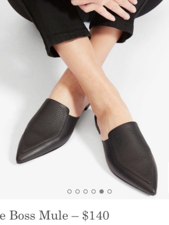 Everlane Shoes - Everlane The Boss Mule Black Pebbled Leather Women’s Size 8